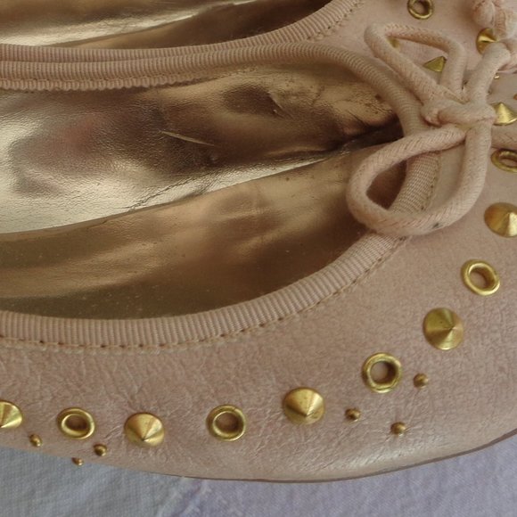 Steve Madden Pink Ballet Flats-Size 9-Gold Studs - Picture 7 of 7